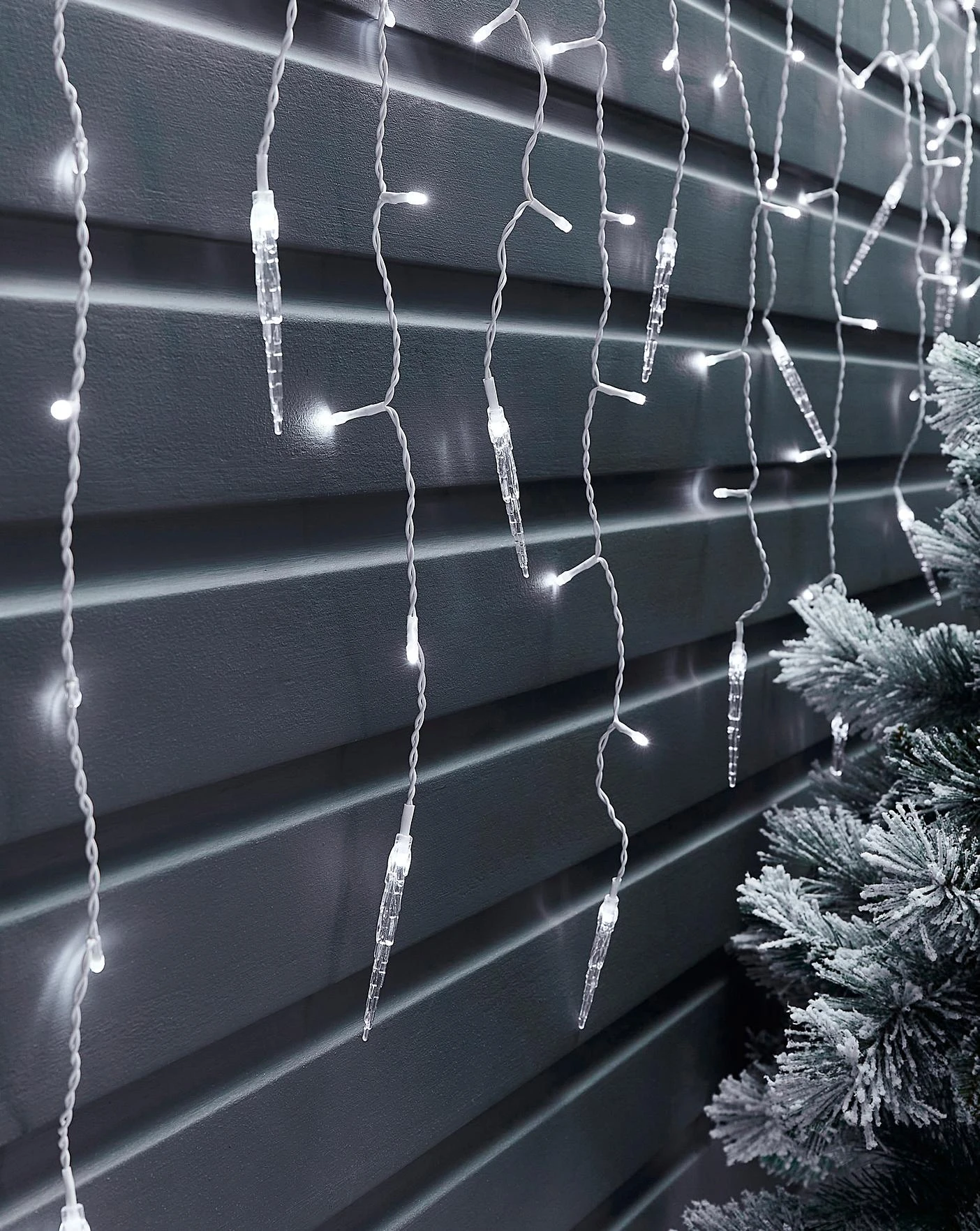 Outdoor Icicle Lights - Image 2