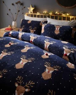 Reindeer Pom Pom Duvet Cover Set