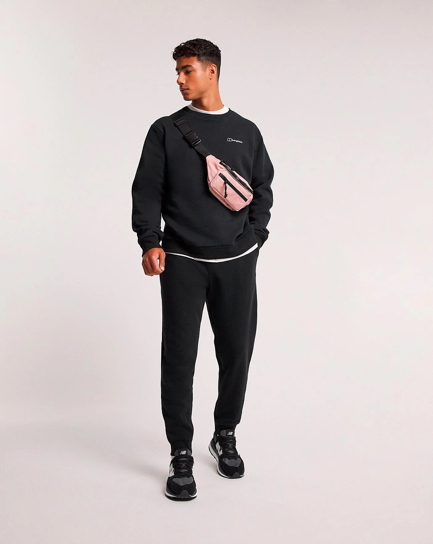 Berghaus Logo Crew Neck Sweatshirt - Image 4