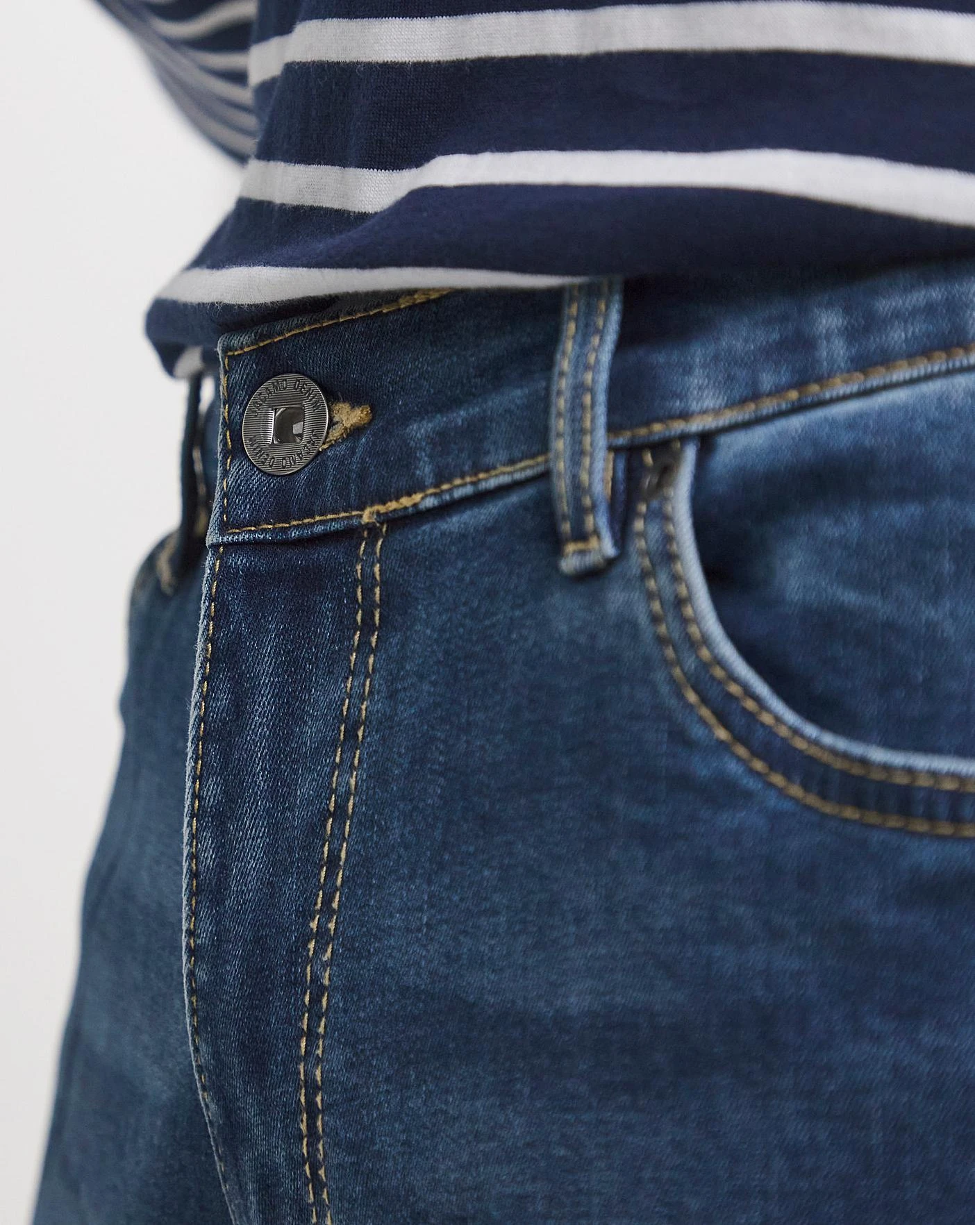 Stonewash Loose Fit Stretch Jeans - Image 2