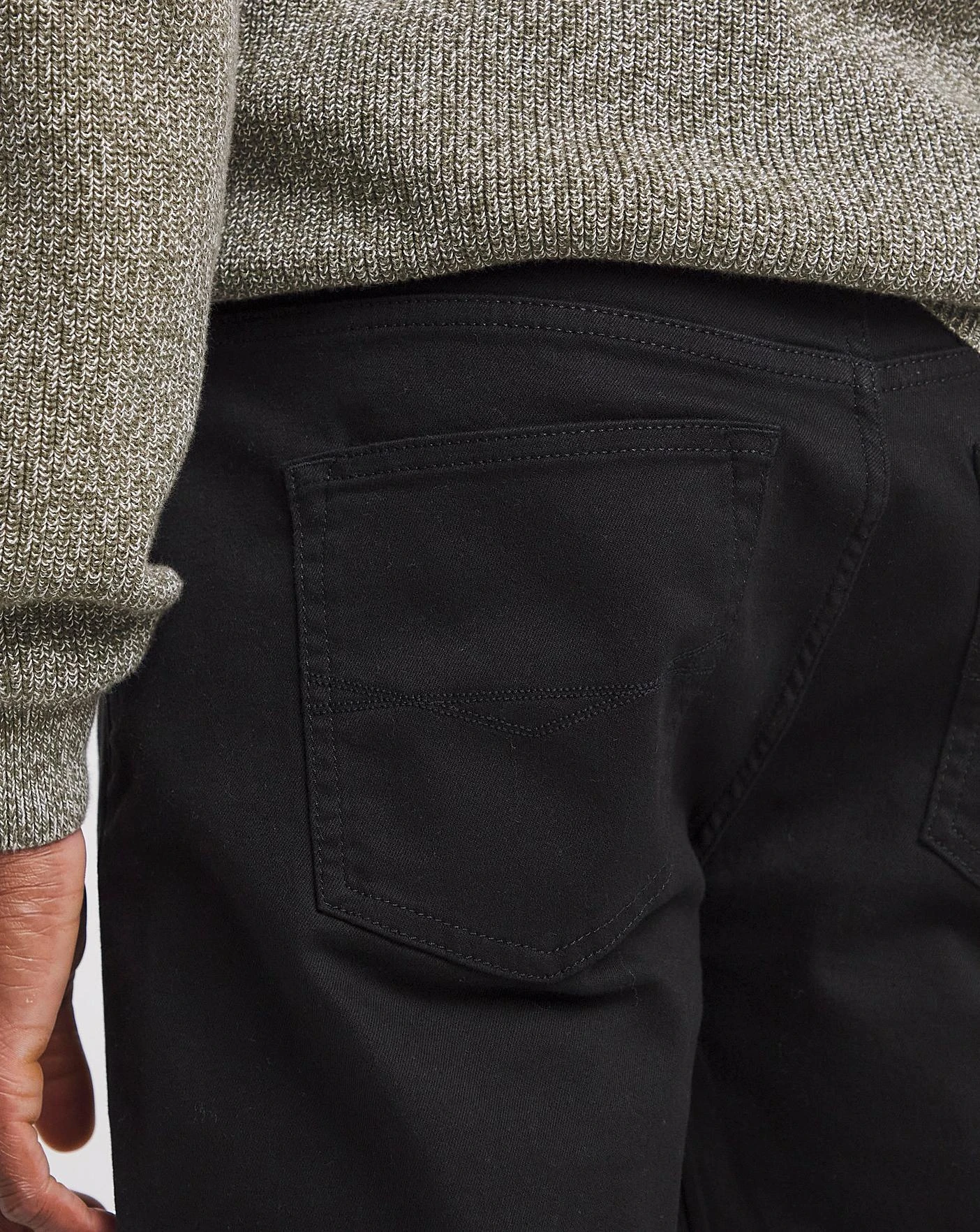 True Black Loose Fit Jean - Image 4