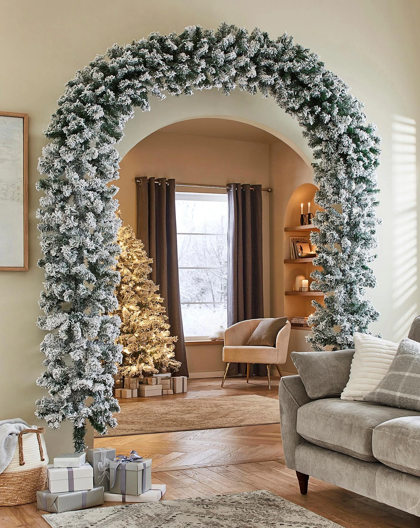 Aspen Flocked Tree Arch - 8ft