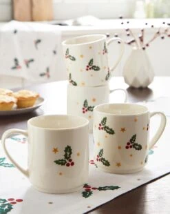 Holly And Stars Set Of 4 Stacking Mugs