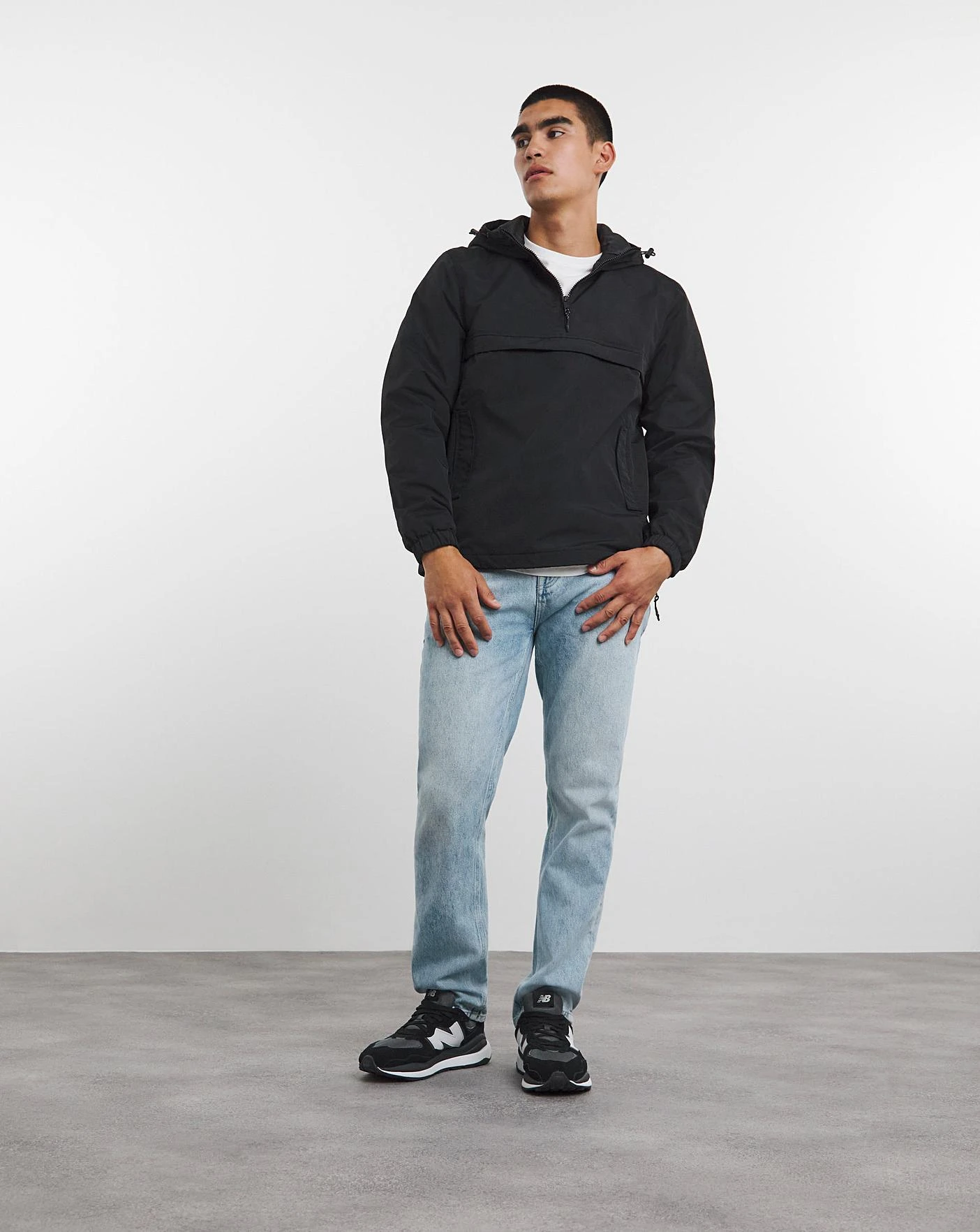 Black Lightweight Overhead Jacket - Image 2